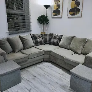 Dream Haute Homes Homestay Nottingham